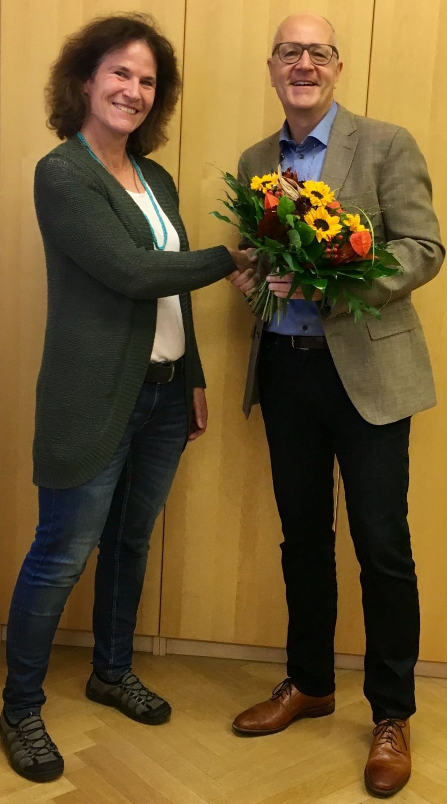 Jubilarin Annette Klein und Geschäftsführer Götz Zipser Jubilarin Annette Klein und Geschäftsführer Götz Zipser